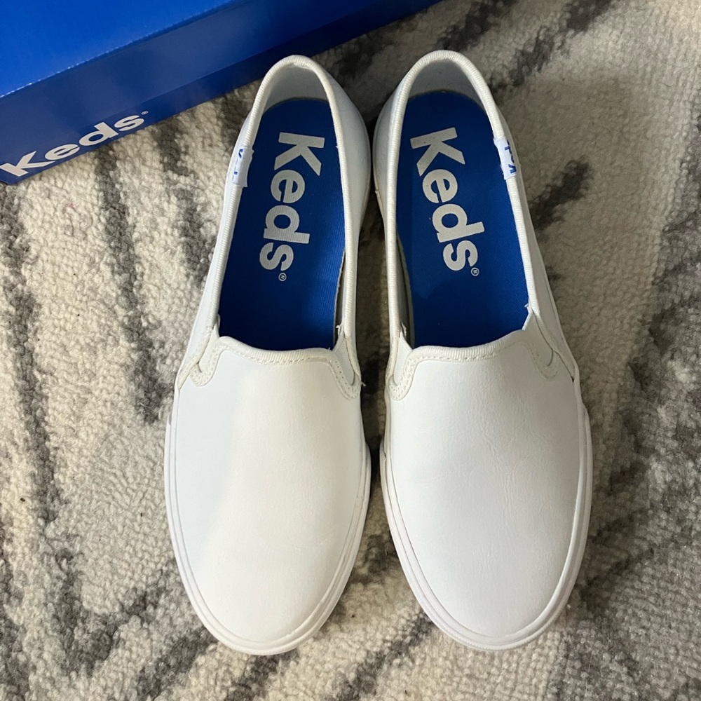 EUC Keds Champion Leather Slip Ons - Picture 5 of 6